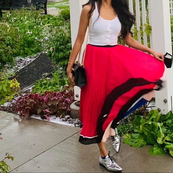 GORGEOUS MULTI STRIPED CHIFFON SKIRT PINK-NAVY - Picture 2 of 2